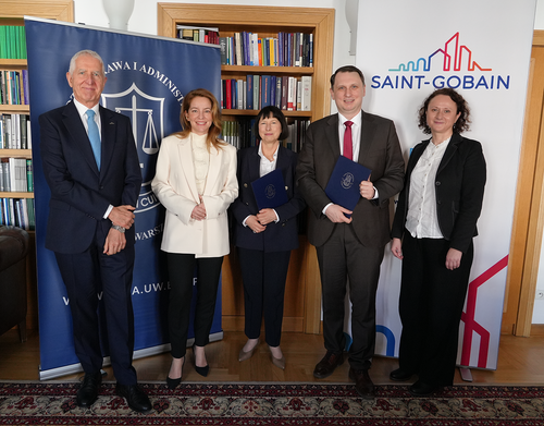 Porozumienie o współpracy badawczo‑rozwojowej między WPiA UW a Saint‑Gobain